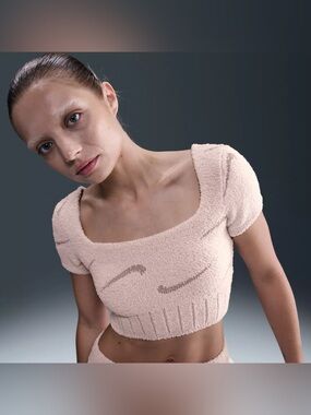 Nike Knit Cropped Top